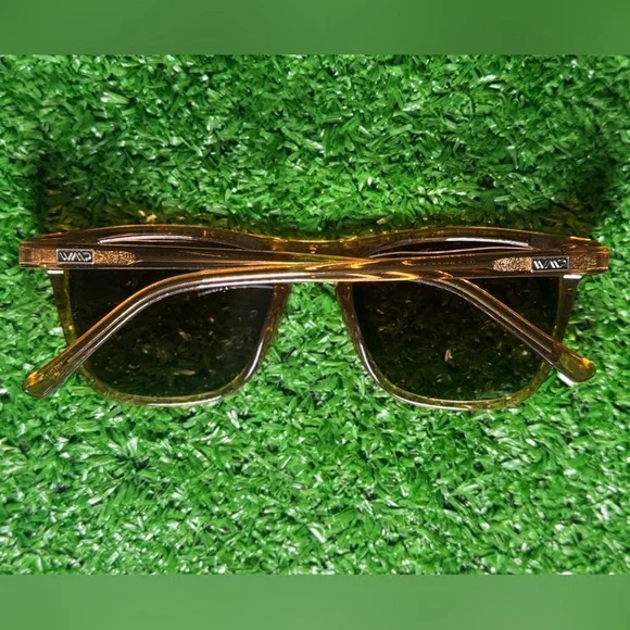 COPY - WMP Stylish Brown Sunglasses - Picture 5 of 5